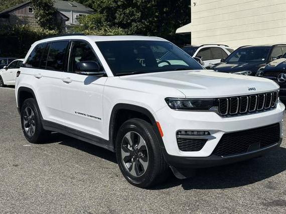 JEEP GRAND CHEROKEE 2024 1C4RJYB60R8516250 image JEEP GRAND CHEROKEE 2024 1C4RJYB60R8516250 image